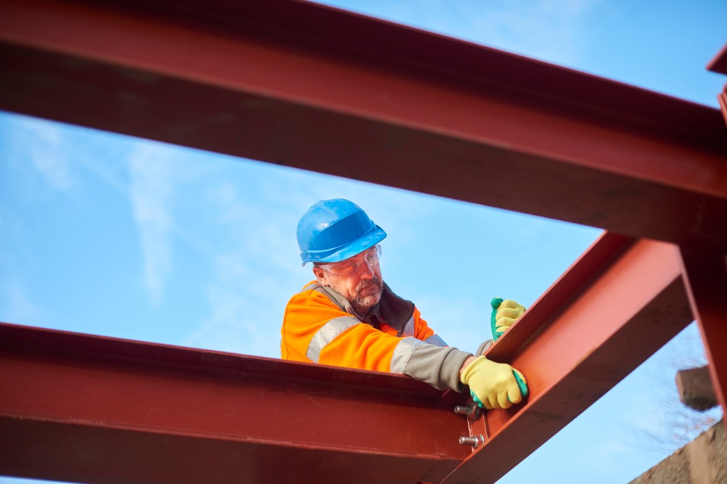 VNZ Engineering on-site steel installation